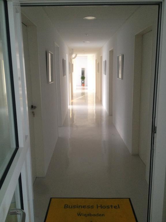 Business Hostel Wiesbaden One Экстерьер фото